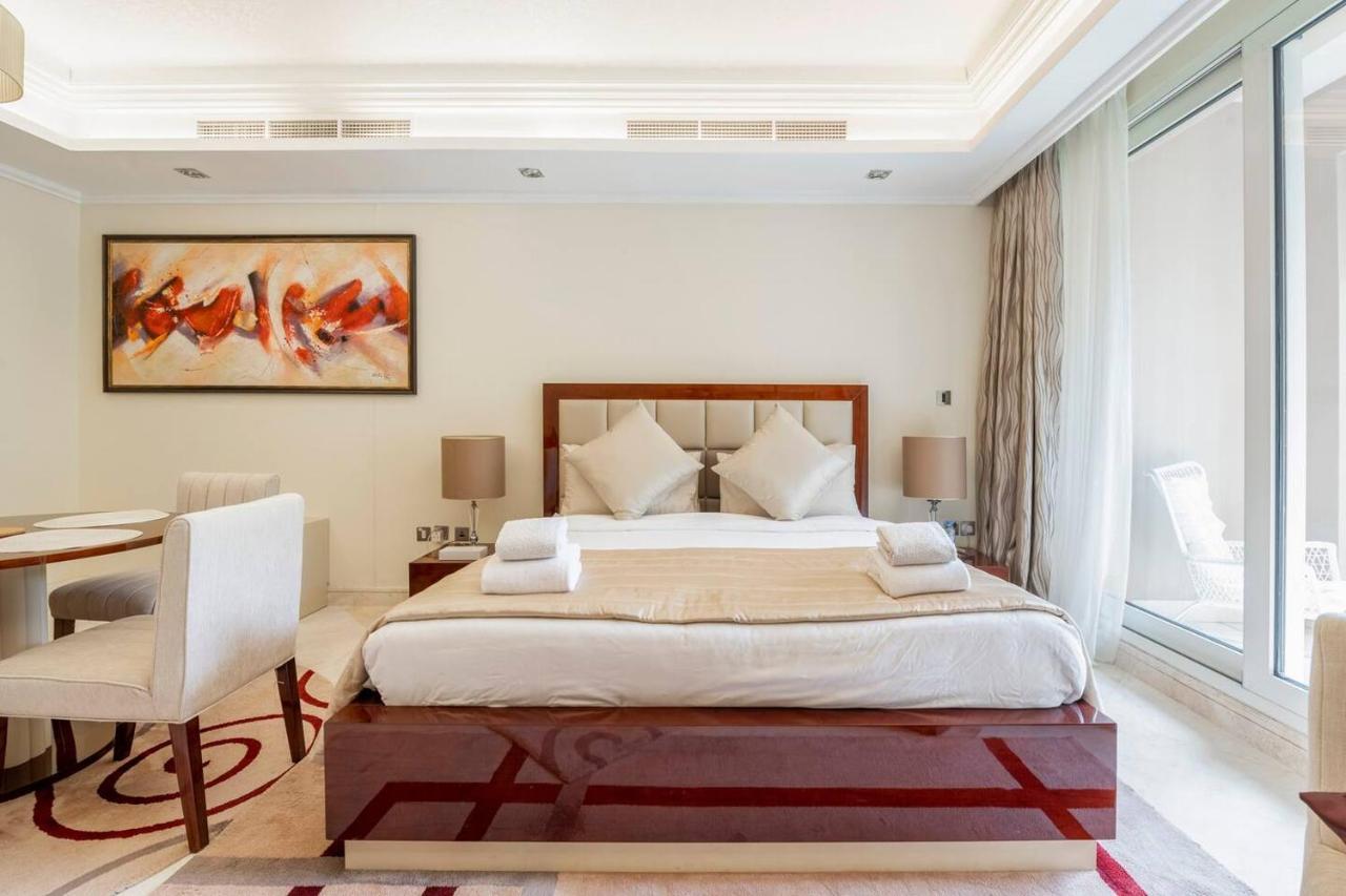 Apartment Fully-equppied With Private And Pool Dubai