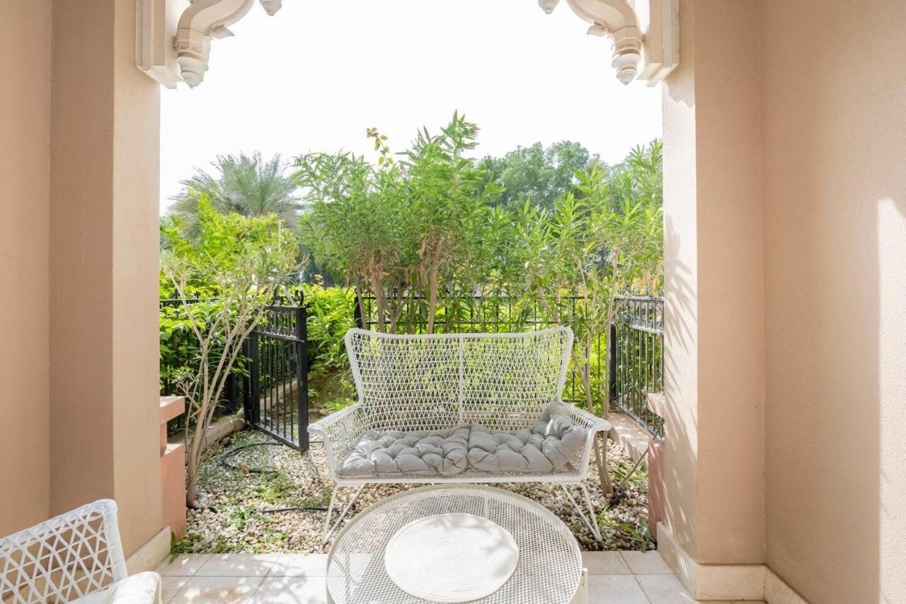 Fully-equppied With Private And Pool *