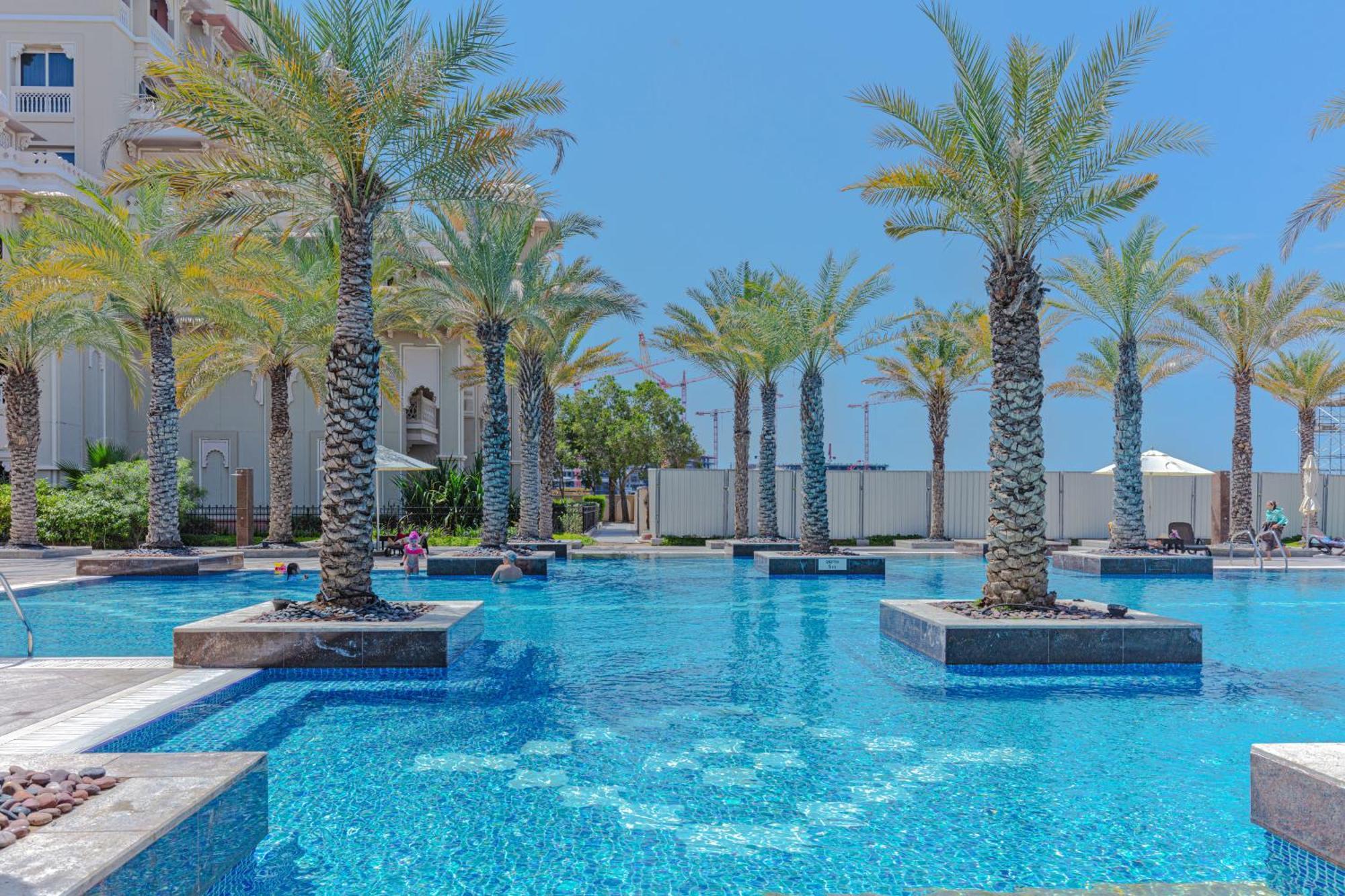 Apartment Fully-equppied With Private And Pool Dubai